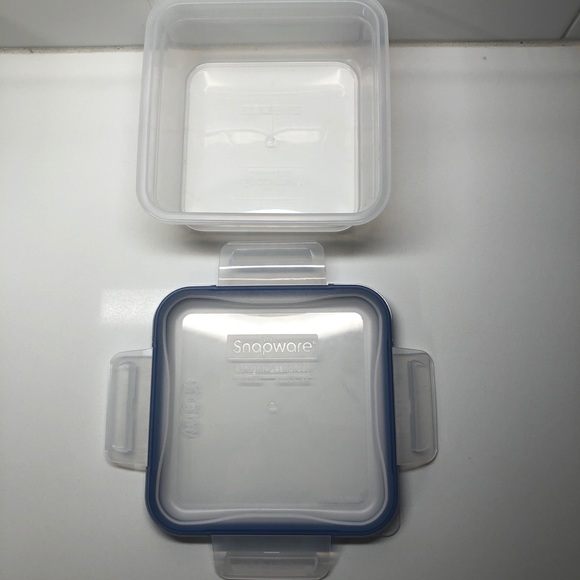 Snapware Set of 3 - Picture 3 of 6